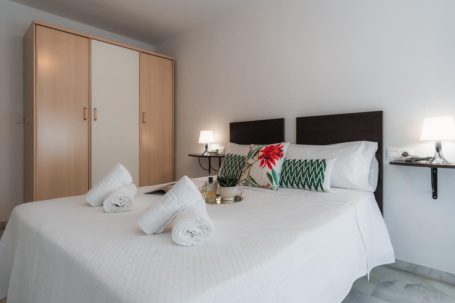 Tuguest Armilla Apartment Bagian luar foto
