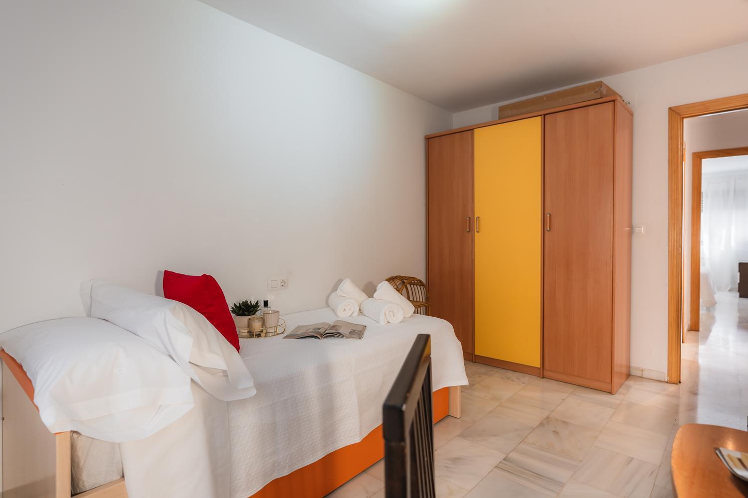 Tuguest Armilla Apartment Bagian luar foto